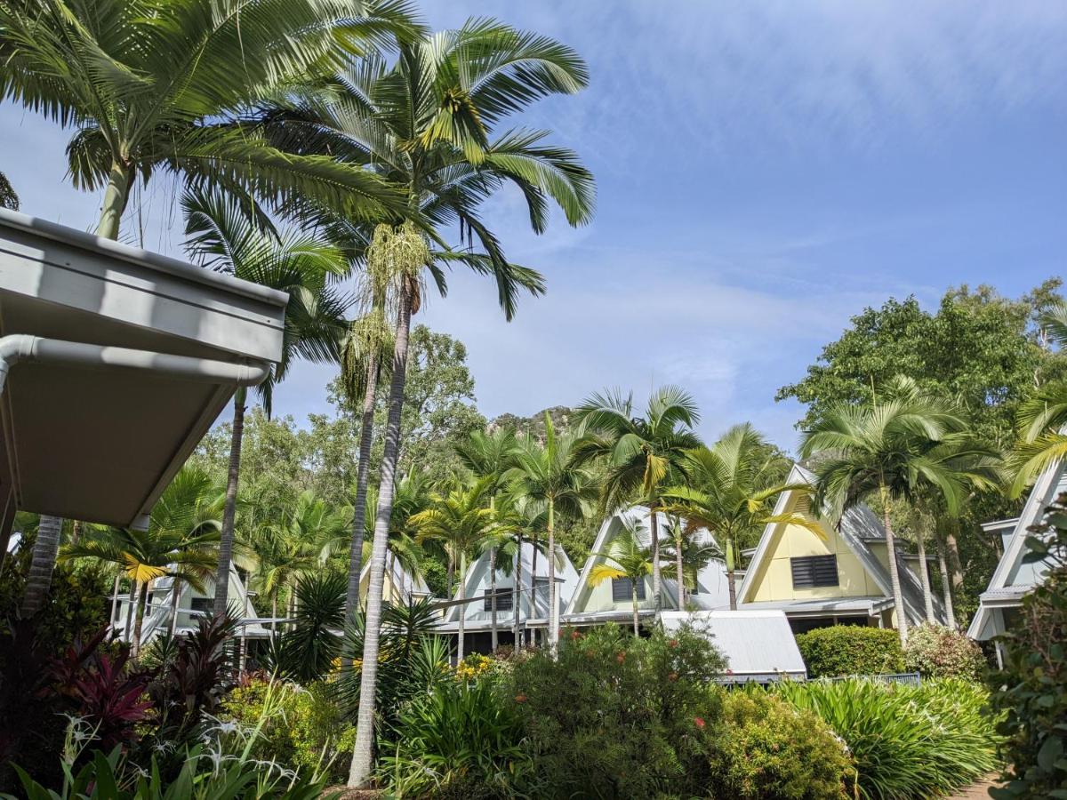 Canopy 5 Chalet Nelly Bay Экстерьер фото