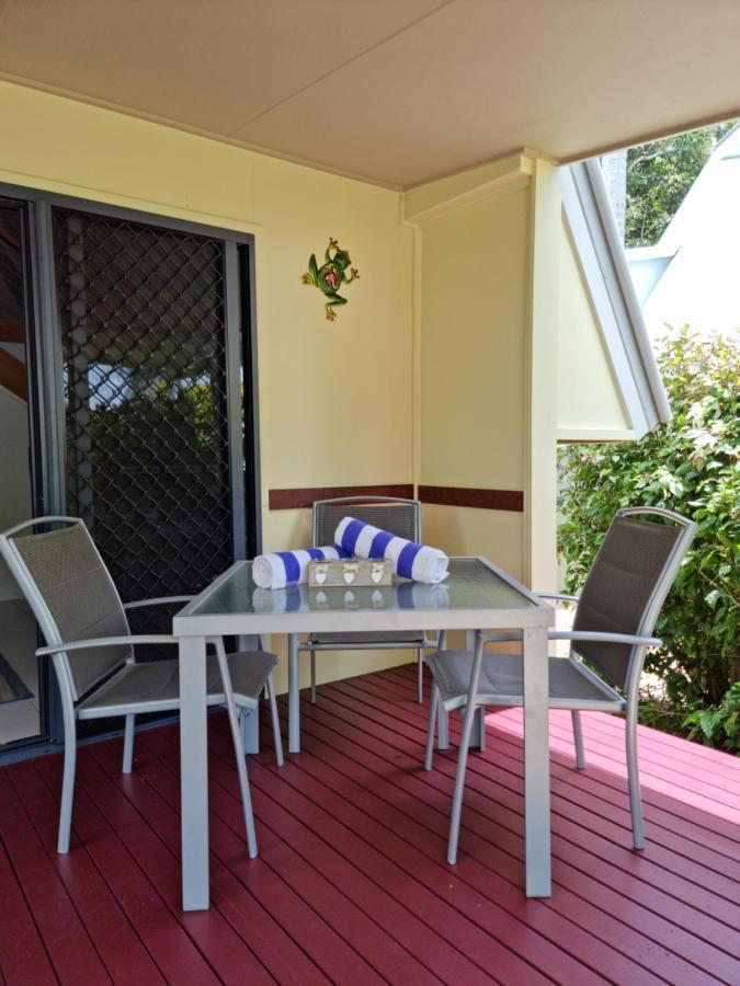 Canopy 5 Chalet Nelly Bay Экстерьер фото